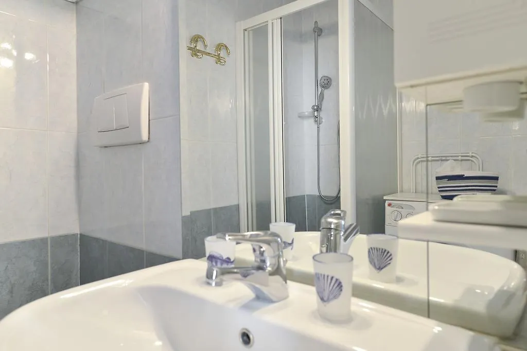 Lecco Apartment ミラノ